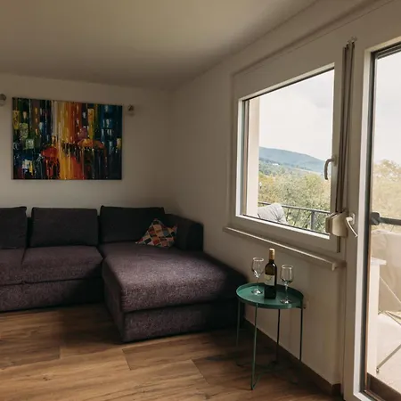 Apartma Hisa Na Ravnah With Hot Tub