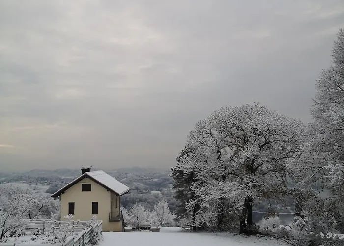 Ferienhaus Apartma Hisa Na Ravnah With Hot Tub